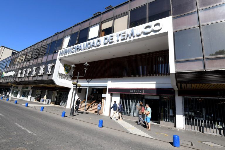 Temuco: tribunal admite a trámite querella de concejala contra alcalde, funcionarios y fundaciones