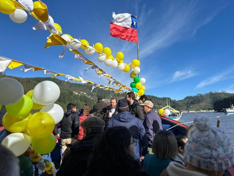 Gobernador Luciano Rivas Conmemora Junto A Mujeres Y Hombres De La Pesca La Festividad De San Pedro En Caleta Queule