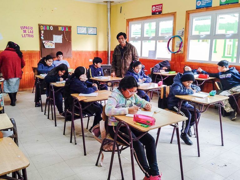 Escuelas de La Araucanía participan de proyecto piloto de revitalización cultural indígena