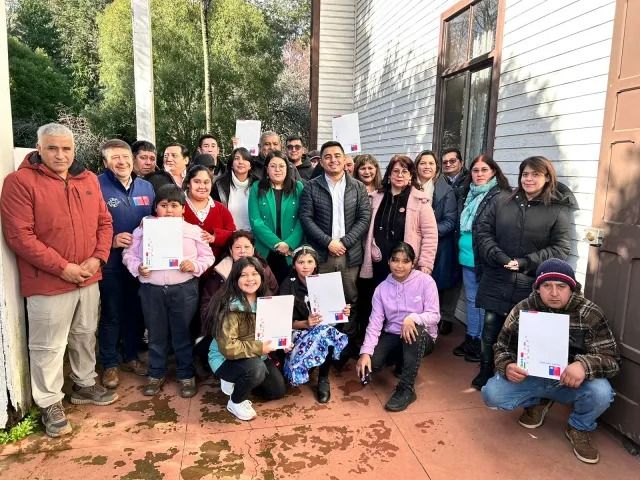 CONADI entrega certificados para que comunidades mapuche que han recibido tierras postulen a proyectos de desarrollo en la Araucanía