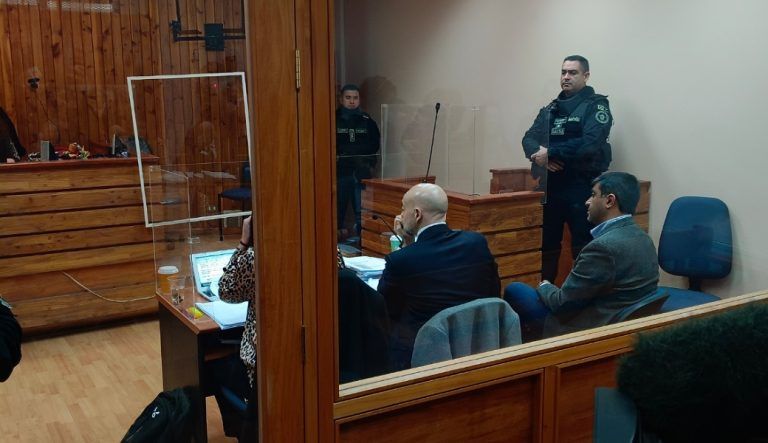 Comenzó formalización de alcalde de Victoria por eventuales delitos sexuales