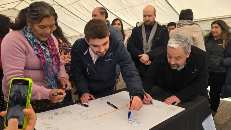 Autoridades dan inicio a la construcción de pérgola Itrofil Zomo destinada a emprendedoras mapuche de Galvarino