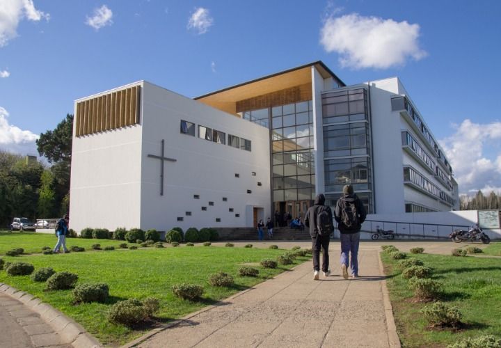 UCT se posiciona entre las cien universidades de Sudamérica en el ranking de investigación Nature