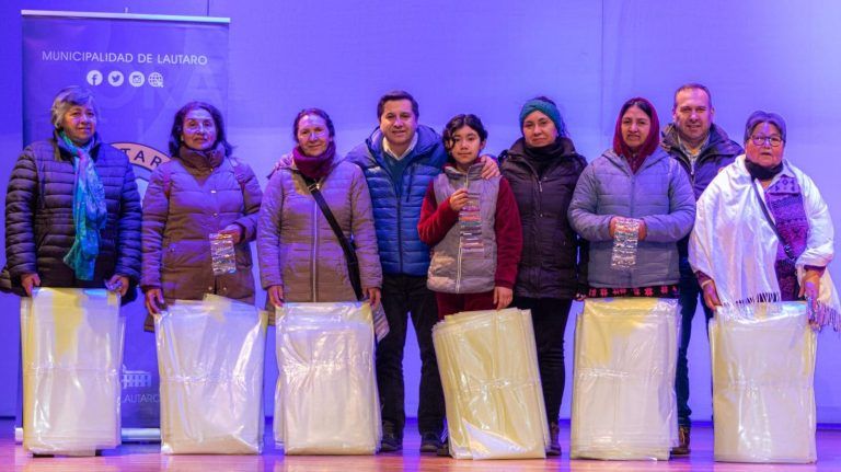 200 familias rurales de Lautaro recibieron insumos para invernadero