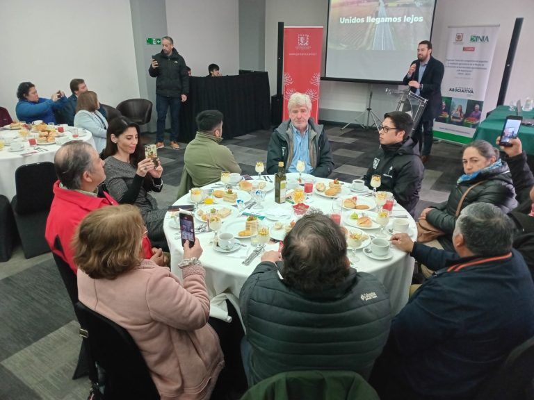 En contexto de programa Araucanía Asociativa Gobierno Regional e INIA Carillanca celebran el Día Internacional de las Cooperativas