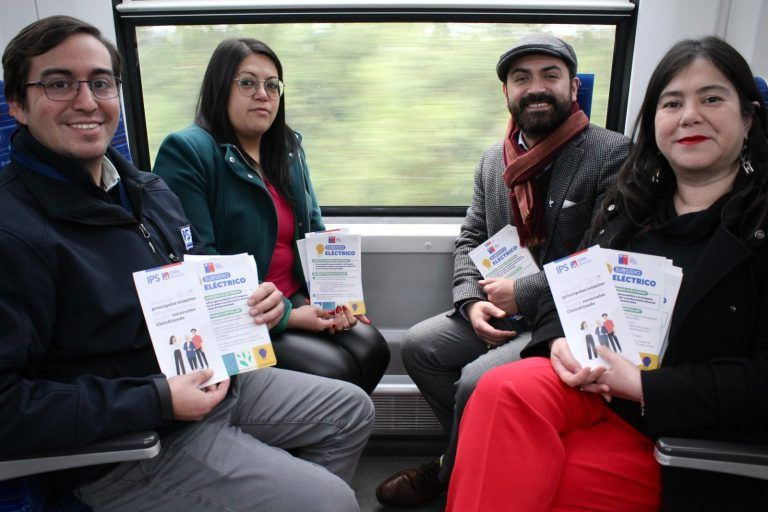 Autoridades regionales difunden información sobre el Subsidio Eléctrico a usuarios del Tren La Araucanía