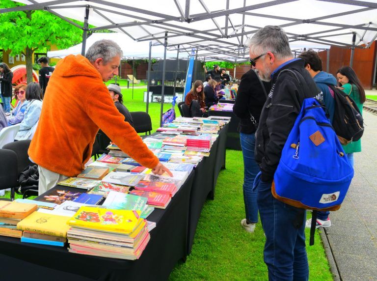 Temuco celebra el natalicio de Neruda con la Expo Literaria Letras y Café