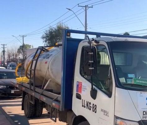 Carabineros de Padre Las Casas recuperan camión aljibe que abastecía de agua a comunidades mapuche