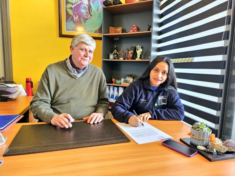 Bienes Nacionales de La Araucanía mantiene compromiso con la educación y entrega concesión a municipio de Villarrica para el liceo Bicentenario
