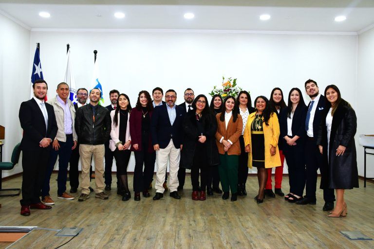 Una treintena de funcionarios municipales se certificaron en Mediación Comunitaria