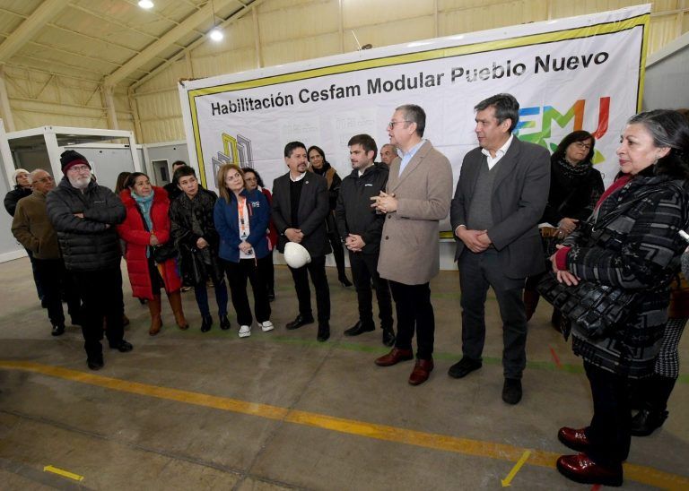 Autoridades realizaron visita inspectiva a nuevos módulos médicos para Cesfam Pueblo Nuevo