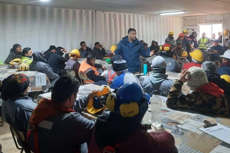 Gendarmería capacita a trabajadores sobre eliminación de antecedentes penales