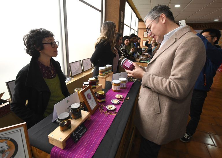 Temuco certifica a emprendedores y genera nuevas puertas al desarrollo integral de la gastronomía en la comuna