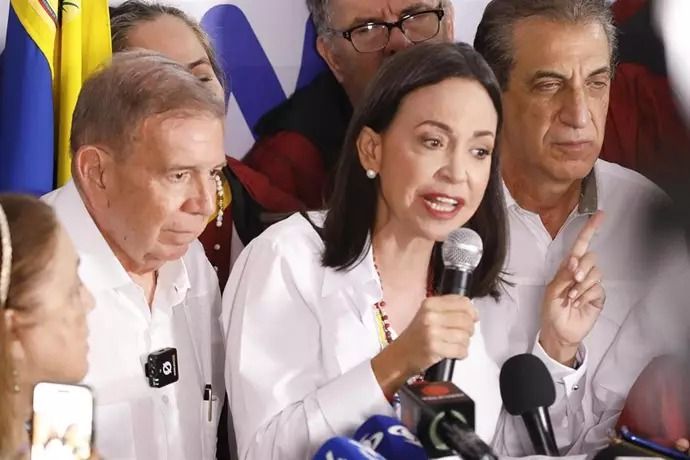 Machado insta a la comunidad internacional a reconocer a González como presidente electo de Venezuela