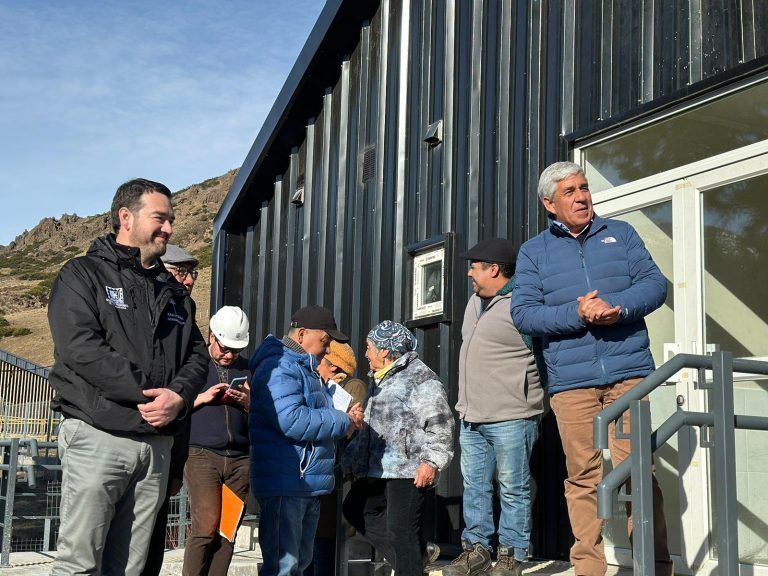 Gobernador visitó los avances de nuevos centros de salud para los habitantes de sectores rurales de Lonquimay