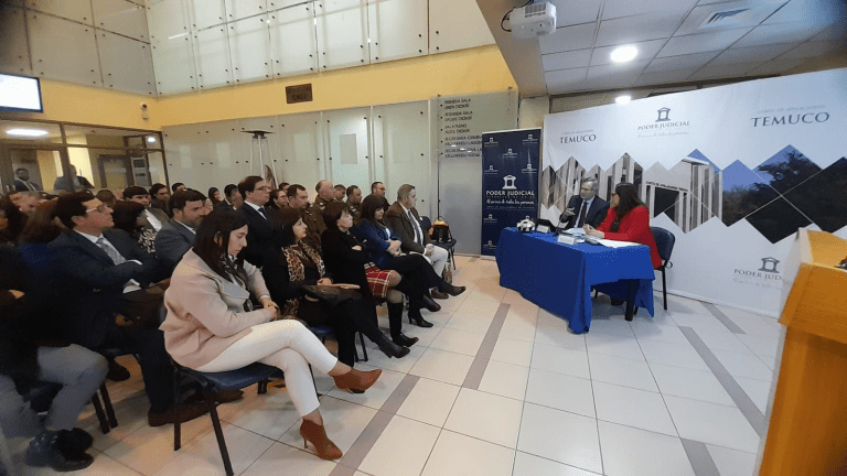 Presidenta de la Corte de Apelaciones de Temuco inaugura seminario sobre violencia laboral y Ley Karin