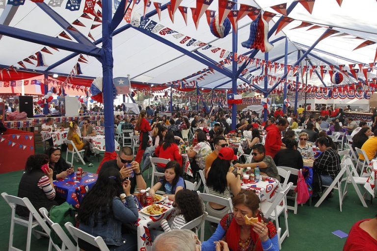 ¡Que no te atrape el FOMO! Tips para Fiestas Patrias felices
