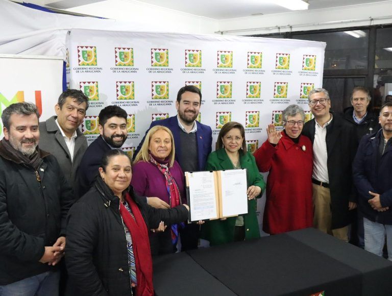 Sé firma mensaje para la construcción del nuevo CESFAM Villa Alegre Pedro Pastor Araya en Pedro de Valdivia