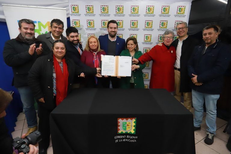 GORE y municipio de Temuco firman mensaje para la reposición del Cesfam Villa Alegre en Pedro de Valdivia
