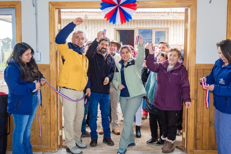 Teodoro Schmidt: «Inauguración Sede Club Deportivo Curipel»