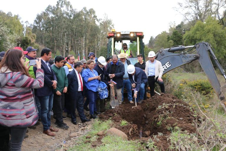 MOP parte con obras para pavimentar cerca de 20km del camino Huallepenco-Rinconada en Perquenco