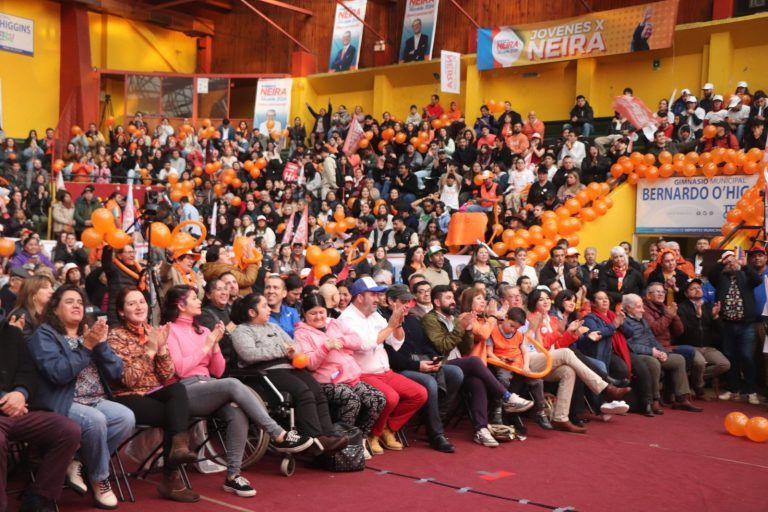 Más de 4 mil personas participaron del lanzamiento de campaña para la reelección de Roberto Neira como alcalde de Temuco