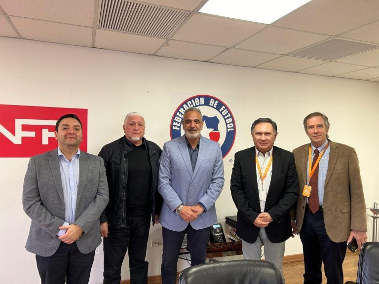 Diputado Mellado y Gobierno Regional visitaron la ANFP para fomentar actividades deportivas en La Araucanía