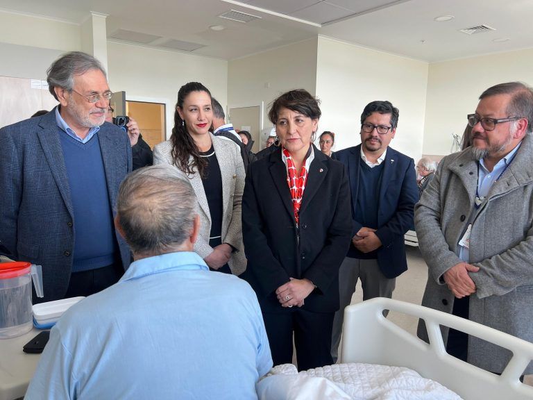 Ministra de Salud Ximena Aguilera inauguró Hospital Villarrica