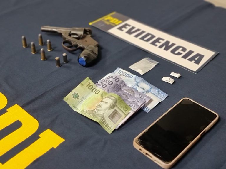 PDI detuvo a mujer por microtráfico de drogas e infracción a la Ley de Armas en Villarrica
