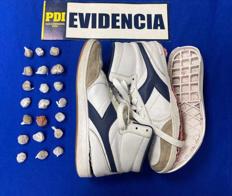 PDI detuvo a mujer por microtráfico: intentó ingresar droga a la cárcel de la Lautaro en la suela de zapatillas