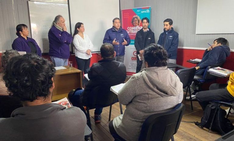 SENCE Araucanía capacita a hombres y mujeres como conductores profesionales clase A-3