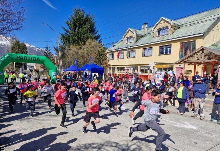 Con cross country celebraron 114 aniversario de la Escuela Misional Lonquimay