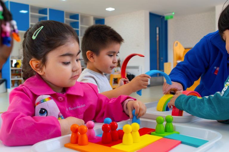 Vamos Al Jardín: Postula a las salas cuna y jardines infantiles públicos para el año 2025