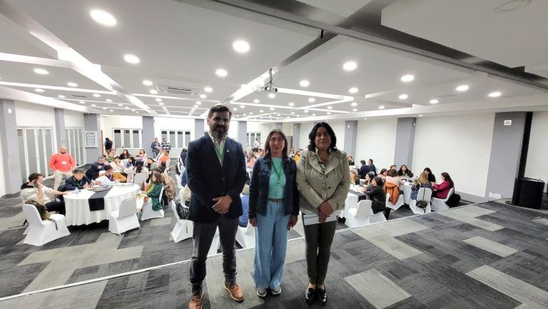 Mineduc lanza plan de bienestar docente en La Araucanía