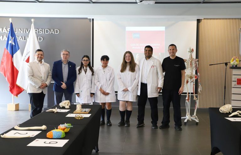 Estudiante del Liceo Bicentenario de Temuco obtiene el primer lugar en las Olimpiadas de Anatomía 2024 de la U. Autónoma