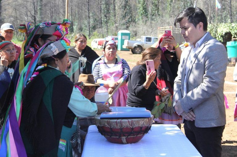 Comunidad Andrés Pichincura de Traiguén recibió títulos de propiedad por 301 hectáreas de tierras ubicadas en el Fundo Nancahue