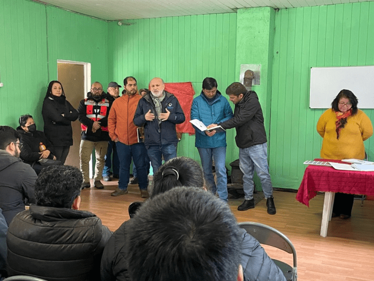 Ministra de Obras Públicas compromete recursos para licitar camino Los Laureles-Pedregoso