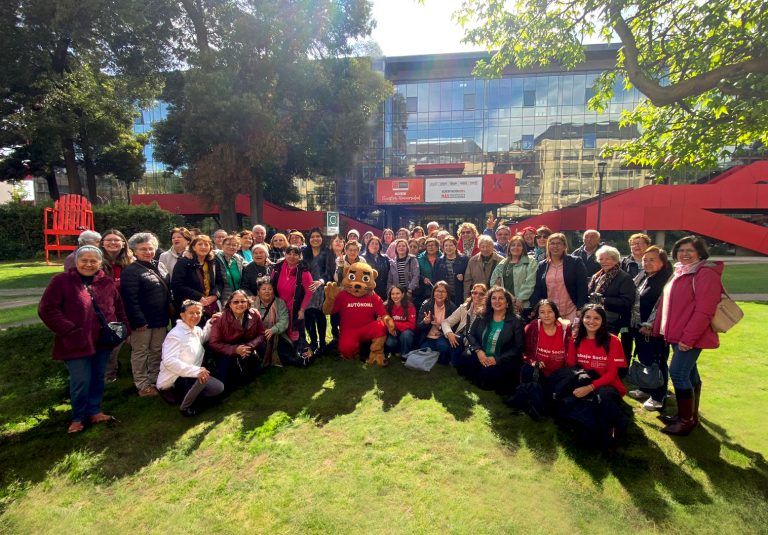 Más de 100 adultos mayores serán capacitados en la cuarta edición de la Escuela Universitaria en Temuco e Imperial