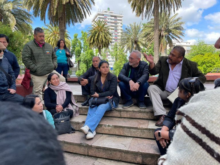 René Saffirio avanza en respaldos transversales: ahora recibe apoyo de red de líderes mapuche de todas las comunas