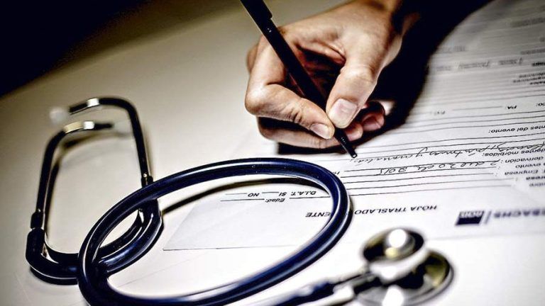 Estado del sistema de salud en Chile: «Informe 2023 de licencias médicas y gasto en Subsidio por Incapacidad Laboral»