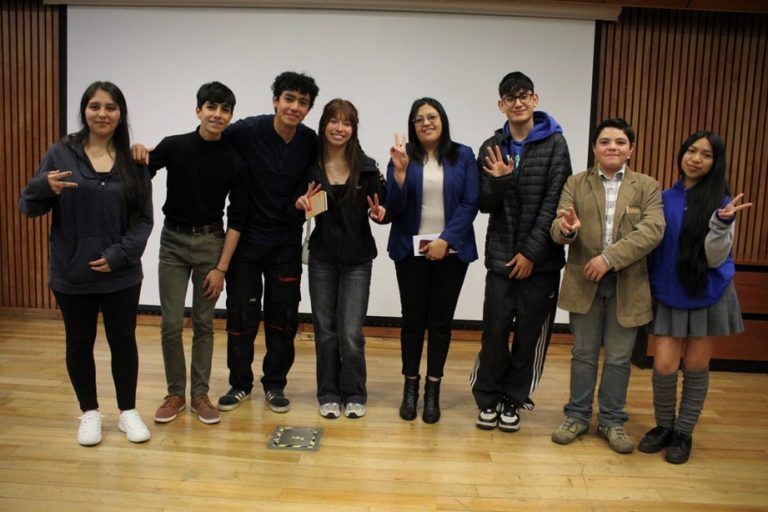 Consejo Regional de Niños, Niñas y Adolescentes y autoridades de Gobierno dialogan sobre desafíos y necesidades en La Araucanía