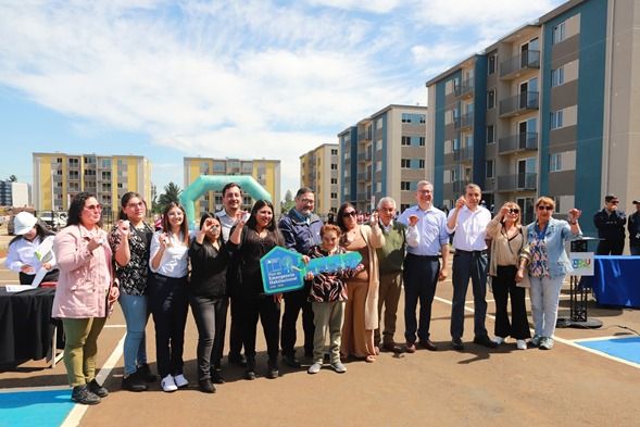 Temuco inaugura primera etapa de mega proyecto habitacional para 296 familias