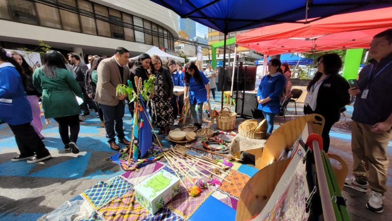 Con feria abierta a la comunidad celebran Día de la Educación Parvularia  