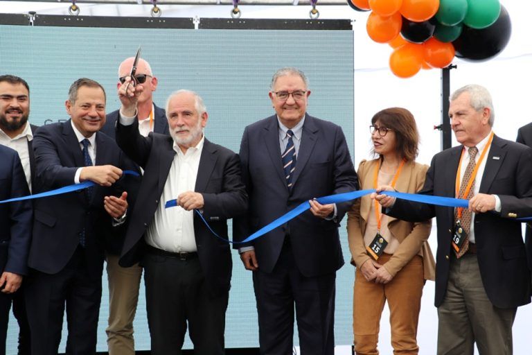 Senador Huenchumilla valora inauguración de la fábrica industrializada de viviendas más grande de Latinoamérica