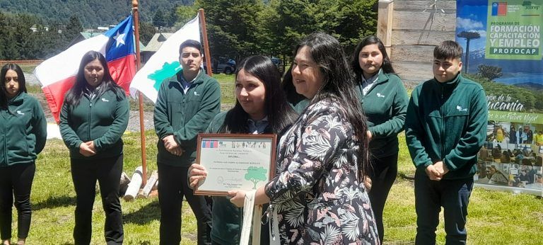 En la Reserva Nacional Malalcahuello: “152 Personas Finalizan con Éxito su Capacitación para el Empleo PROFOCAP en La Araucanía”