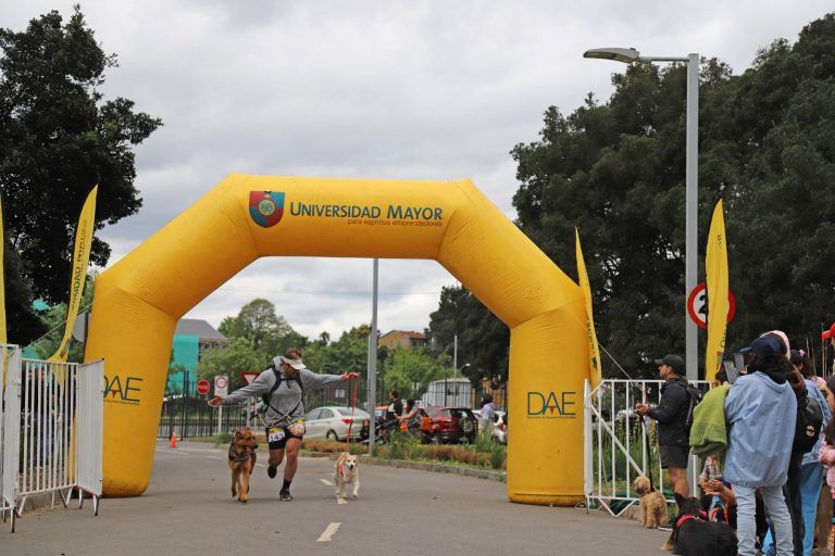 Universidad Mayor y Municipalidad de Temuco invitan a nueva versión de la Dog Run en el Parque Isla Cautín