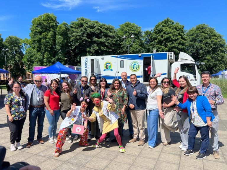 Cerca de 100 mamografías y exámenes preventivos se realizaron en la Primera Feria de la Salud “Araucanía Sur Previene” en Temuco