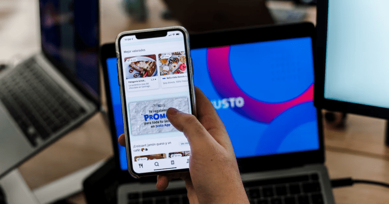 Reconocida por el Sernac «Justo se convierte en la única app de delivery en Chile donde la propina es voluntaria para sus usuarios»
