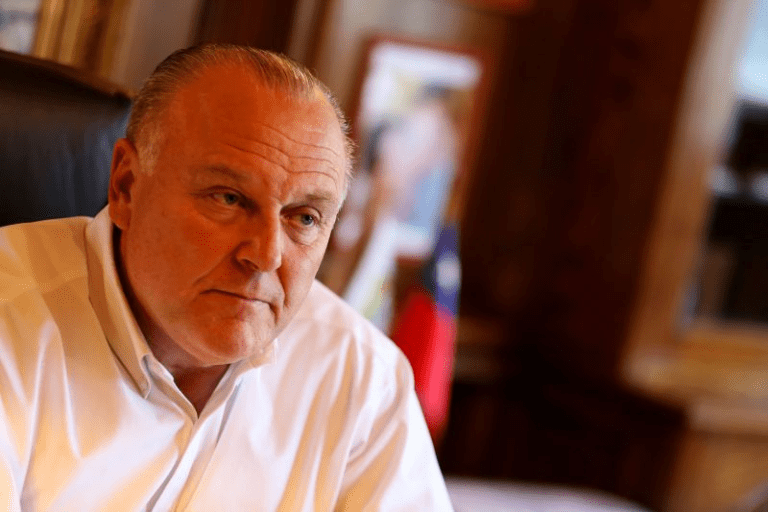 Miguel Becker acusa a René Saffirio de hipocresía: “Votar por Saffirio es elegir inacción, inseguridad y la sombra de la corrupción”