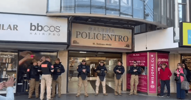 Adolescente resulta herida tras caer desde cuarto piso de Policentro Caracol de Temuco
